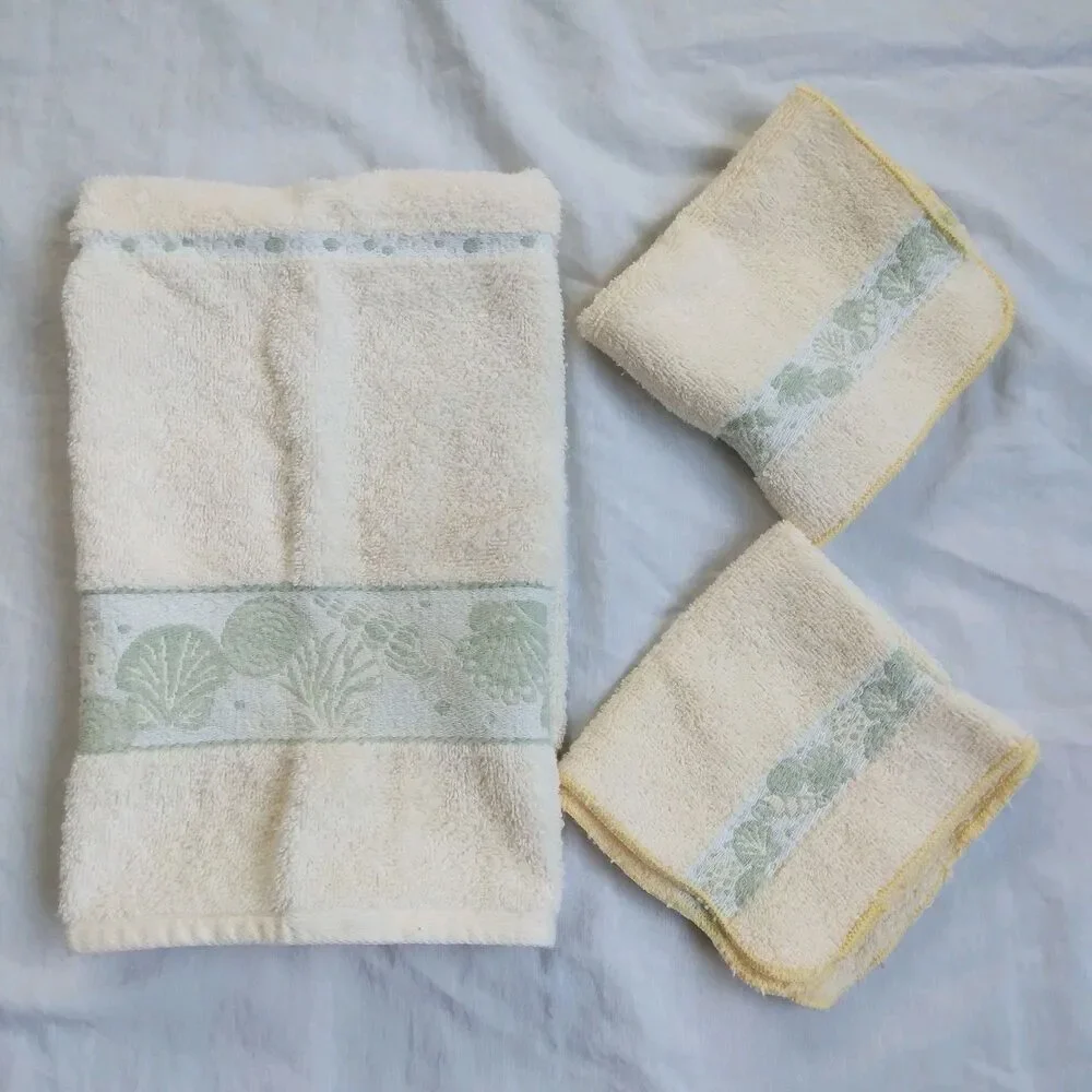 VTG Hand Towel 2 Wash Cloth Set Yellow Green Seashells Bathroom Beach Coastal